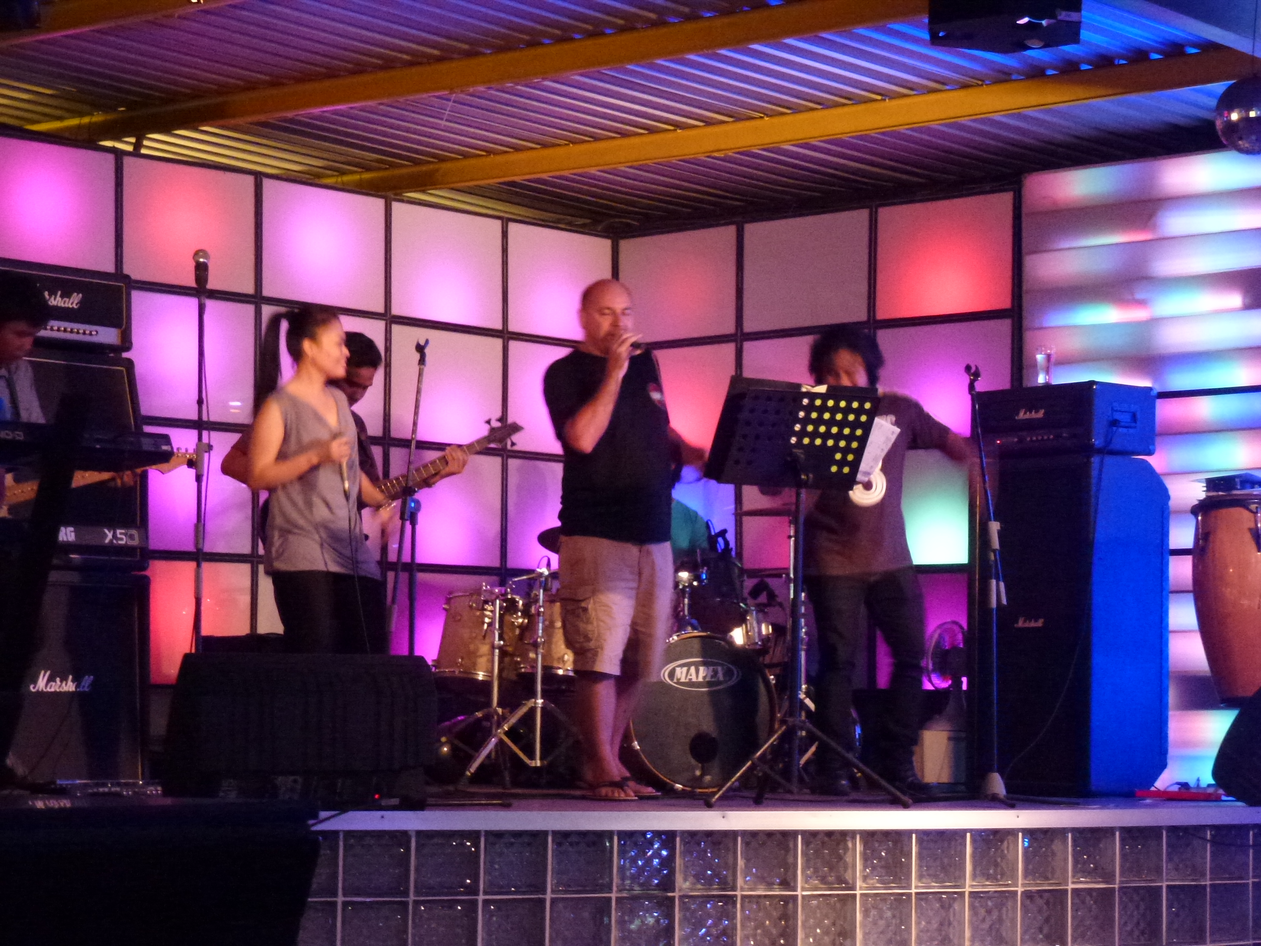 Richard Peters Live Band Frontman