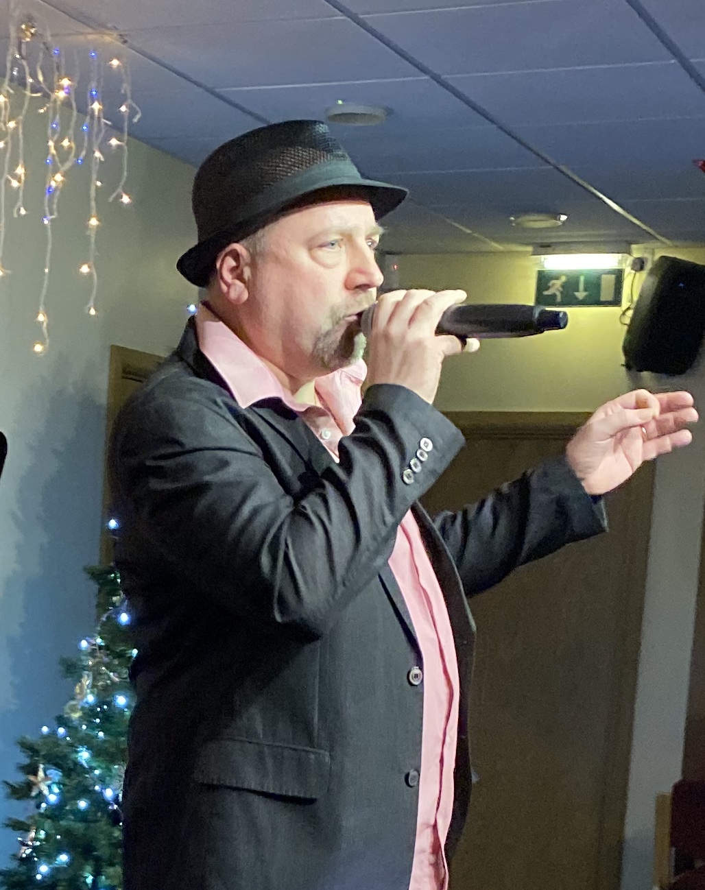 Richard Peters Stage Vocalist